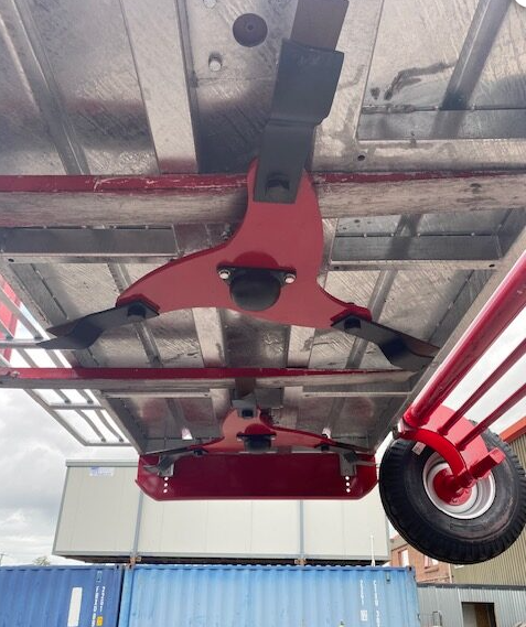 Wylie 8ft 12 blade galvanised trailed topper - Image 3