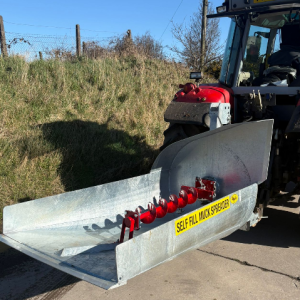 Wylie self loading Galvanised muck spreader